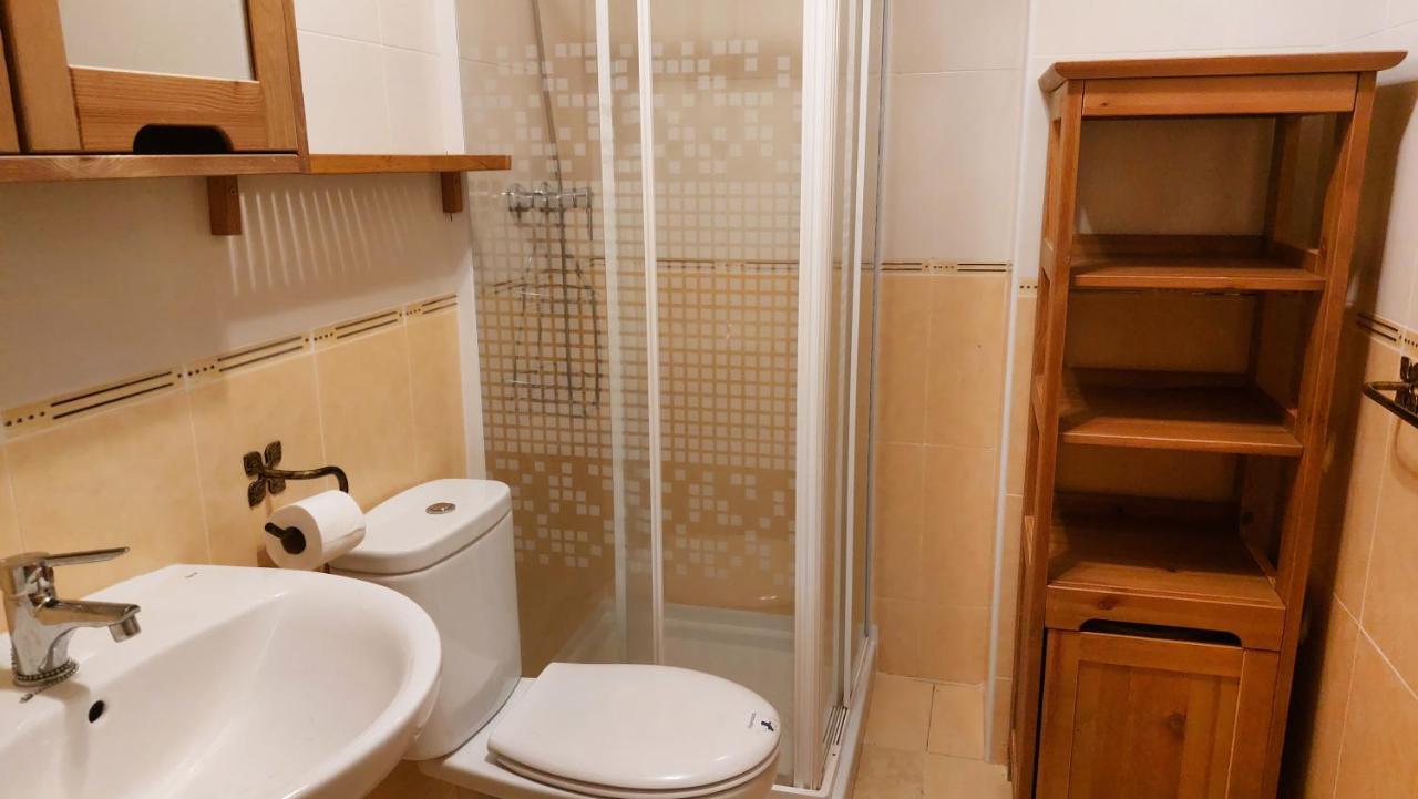 Apartamentos Castiello De Jaca 3000 Eksteriør billede